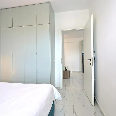 Blue Slide House - 1br, Waterpark, Shoreline Appartamento Golem (Tirana)
